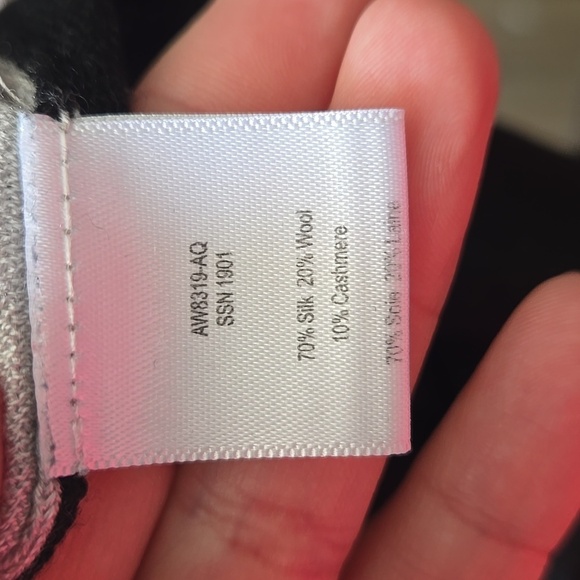 ATM Anthony Thomas Melillo Silk, Wool, And Cashmere Blend Colorblock Cardigan - Picture 9 of 10